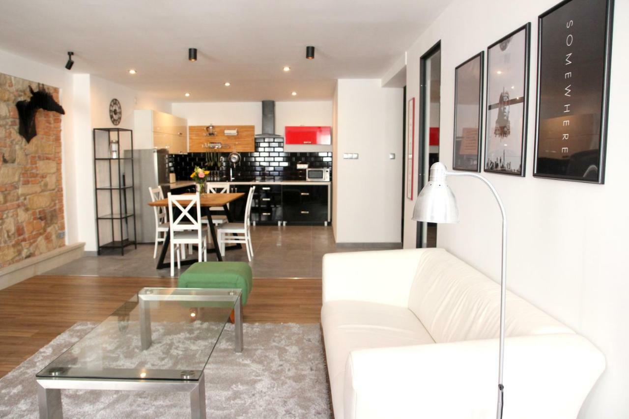 Loft Centrum 주토리야 외부 사진